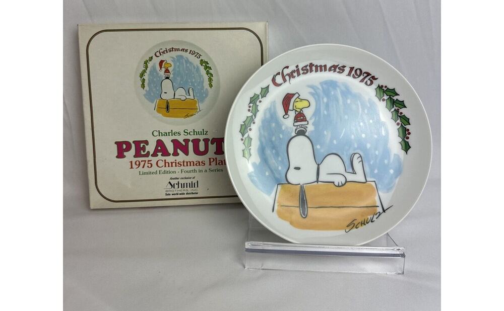 PEANUTS SNOOPY & WOODSTOCK 1975 Limited Edition Christmas Plate